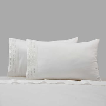 اشتر سواروفسكي | Diamond غطاءين مخدة من Swarovski متجر كرزلنن الإلكتروني من ماركة الحصرية ولون اشتر سواروفسكي | Diamond غطاءين مخدة من Swarovski متجر كرزلنن الإلكتروني من ماركة الحصرية ولون اشتر سواروفسكي | Diamond غطاءين مخدة من Swarovski متجر كرزلنن الإ