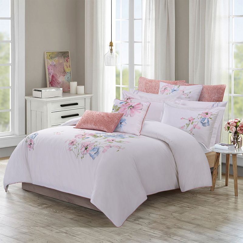 اشتربوفارديا | مفرش 11 قطعة من Comforters متجر كرزلنن الإلكتروني اشتربوفارديا | مفرش 11 قطعة من Comforters متجر كرزلنن الإلكتروني