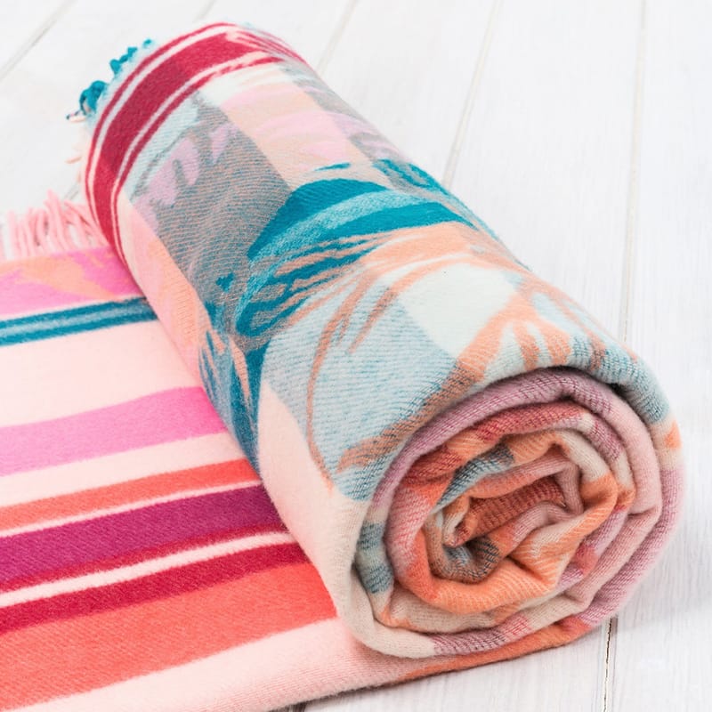 ديسجوال | بطانية من مجموعة LOVE TARTAN, مرجاني color-1