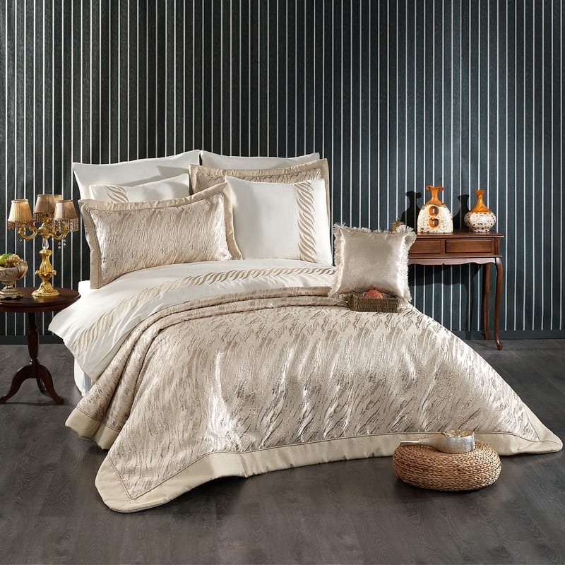 اشتربابل | مفرش مع بيت لحاف عرايسي 10 قطع من Comforters متجر كرزلنن الإلكتروني