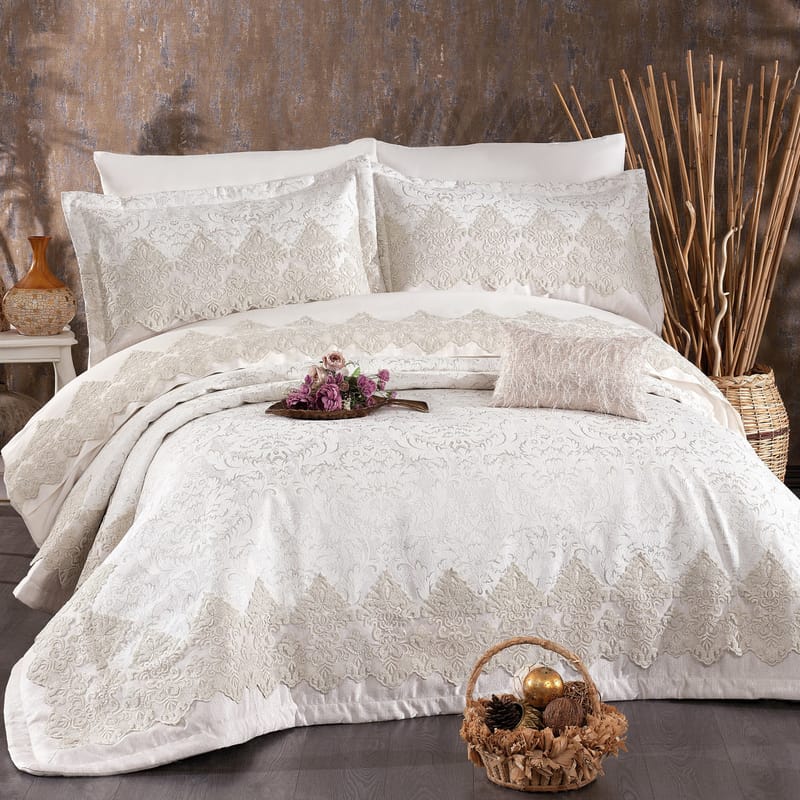 اشترشاليكوش | بيت لحاف عرايسي 8 قطع من مفارش عرايس متجر كرزلنن الإلكتروني اشترشاليكوش | بيت لحاف عرايسي 8 قطع من مفارش عرايس متجر كرزلنن الإلكتروني