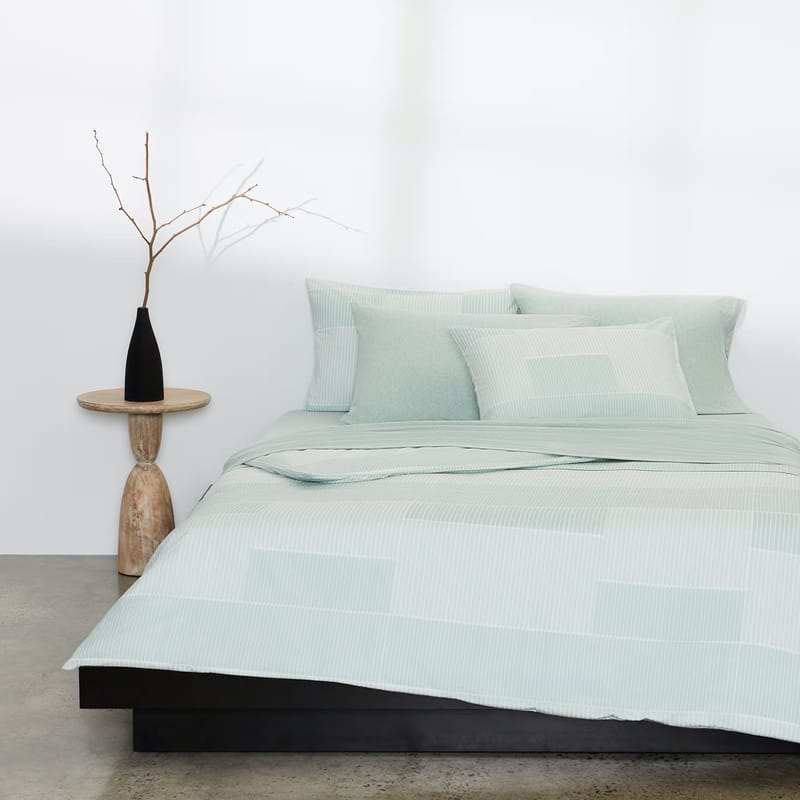 مونوجرام مفرش اخضر كالفن كلاين الأصلي طقم 3 قطع
