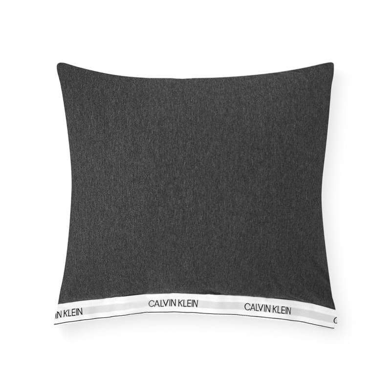 اشتر كالفن كلاين | غطاءين مخدة من مجموعة CLASSIC LOGO من غرفة النوم متجر كرزلنن الإلكتروني من ماركة الحصرية ولون
