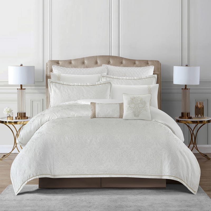 دالتن طقم لحاف سرير ابيض جاكارد 10 قطع مناسب للعرايس 
