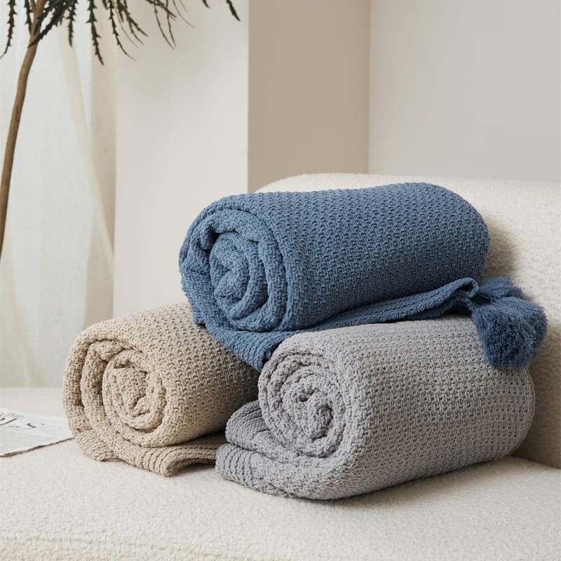 كشتة - بطانية نوم شتوية سادة من كرز لنن في السعودية 
