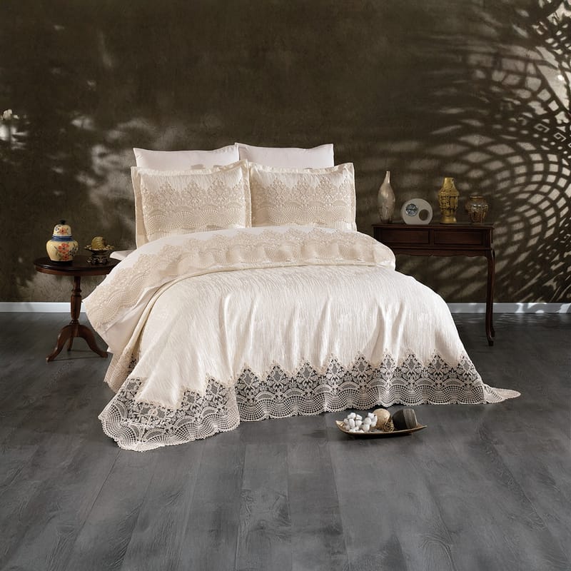 أمانادا بيت لحاف عرايسي فاخر 7 قطع أوفوايت - كرز لنن
