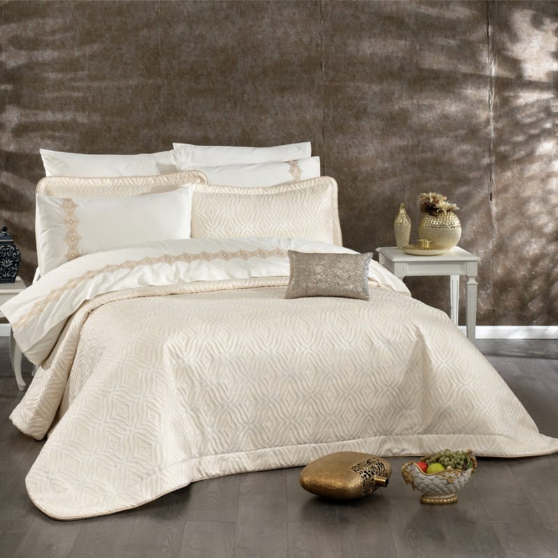 لافيدا | بيت لحاف عرايسي 10 قطع من بيت لحاف (بدون حشوة)