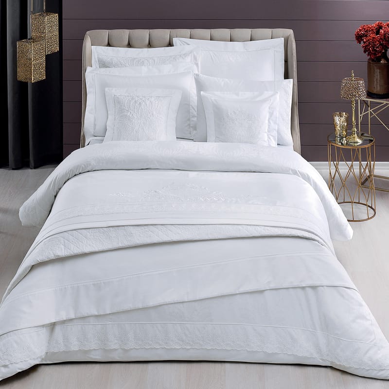 Lotus مجموعة ديكور السرير  4 قطع من ماركة Valeron أبيض, أبيض color-1