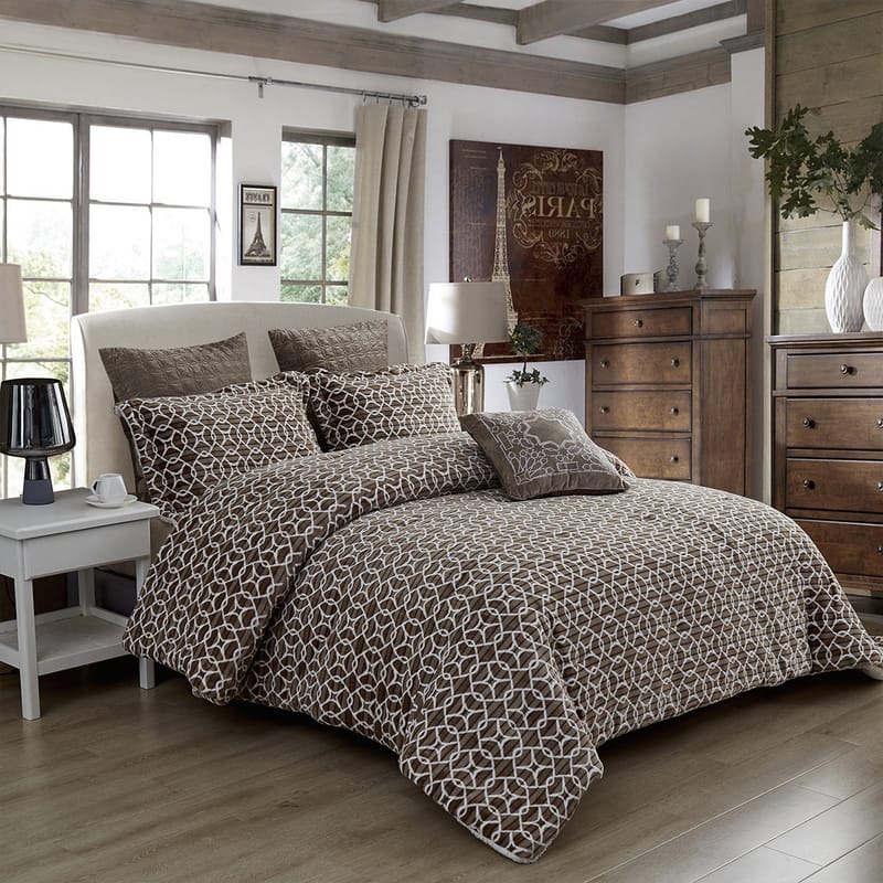 اشتر مونتانا | مفرش شتوي 6 قطع من مفارش سرير متجر كرزلنن الإلكتروني من ماركة الحصرية ولون كاكي