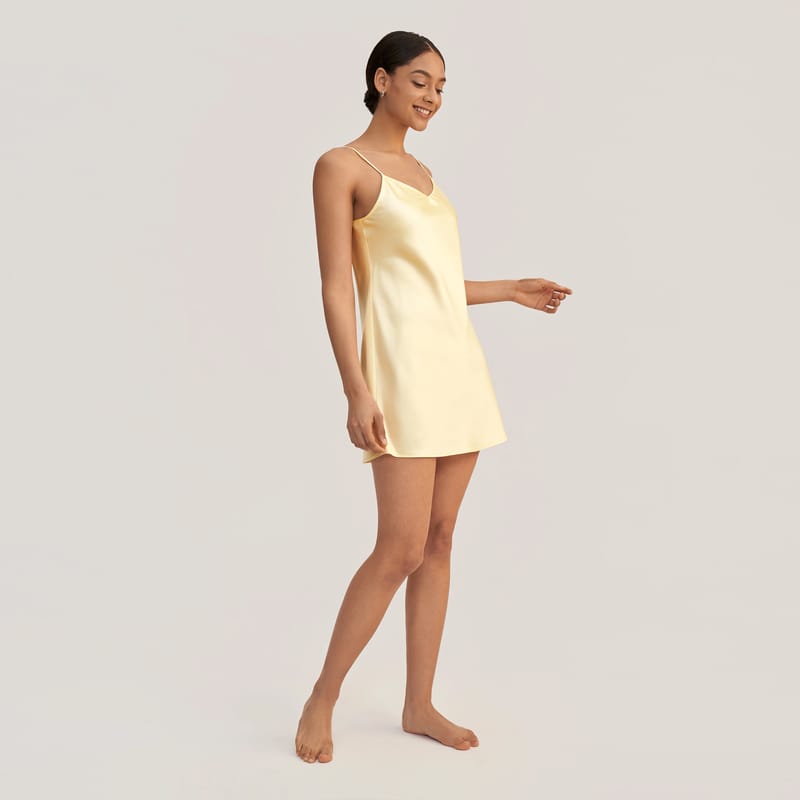 ليلي سيلك LILYSILK قميص نوم حرير طبيعي قصير ذهبي من مجموعة LILYÁUREA®
