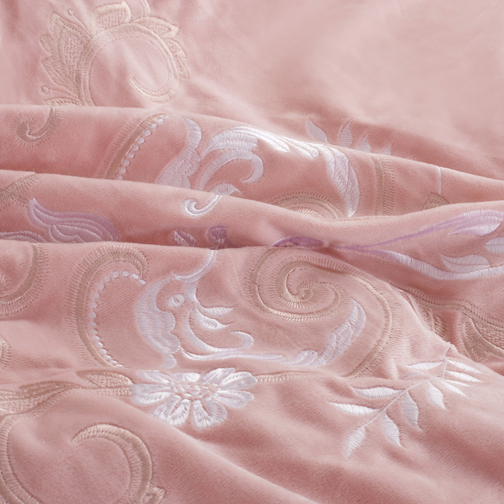 

جود | مفرش شتوي 8 قطع