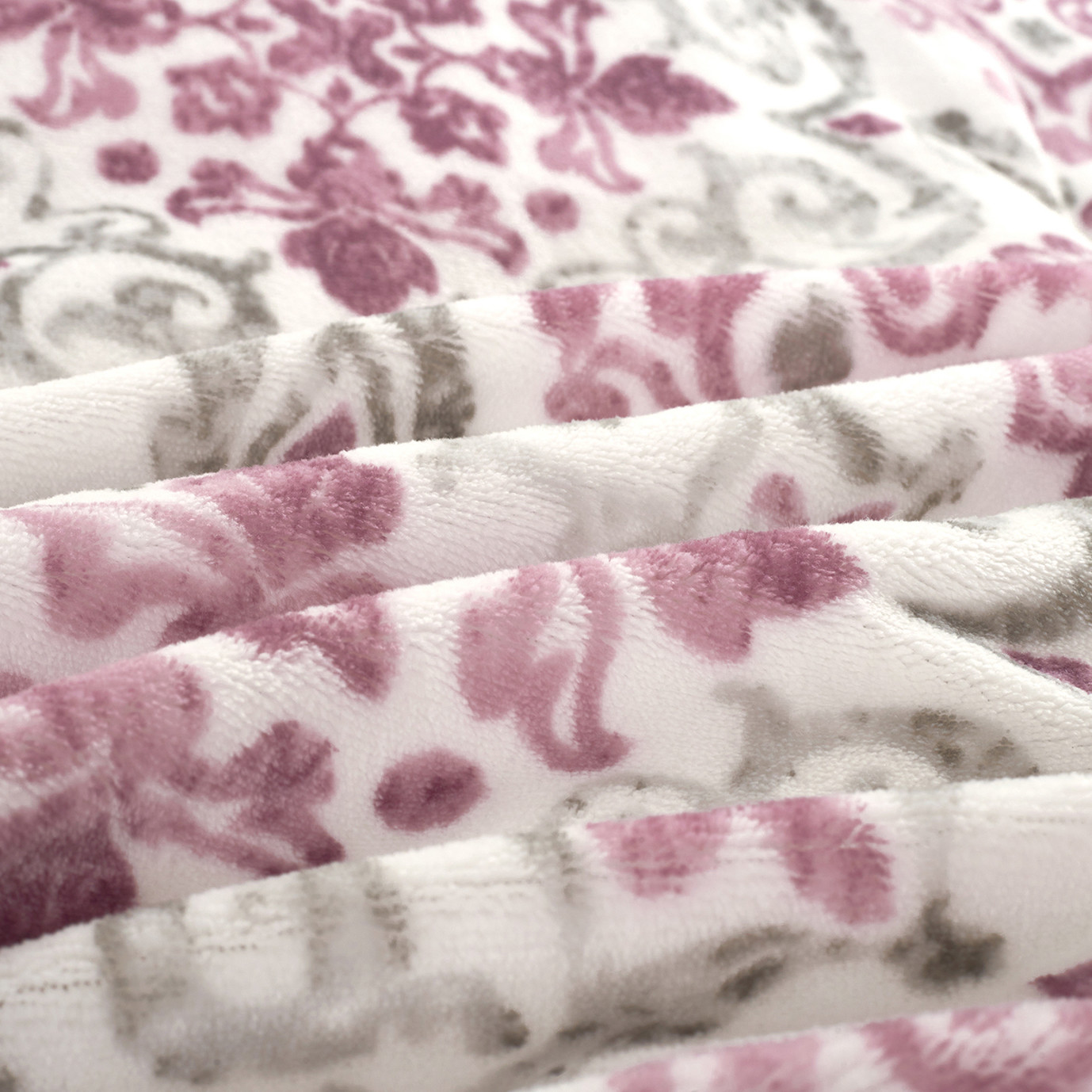 

رودينا | مفرش شتوي 3 قطع نفر/نفر ونص, احمر